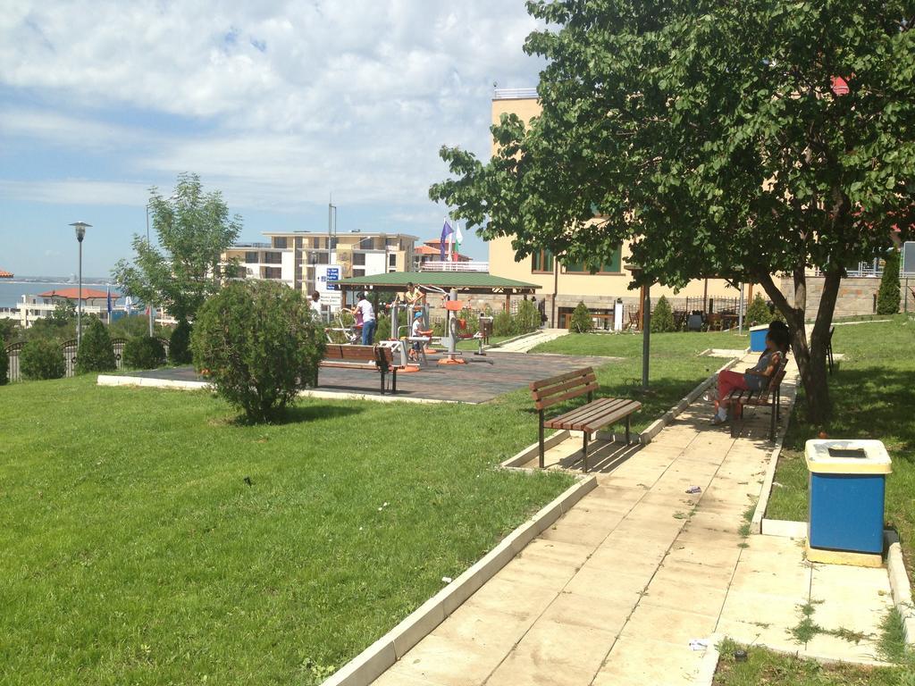 Yanis Guest House Sveti Vlas Exteriér fotografie